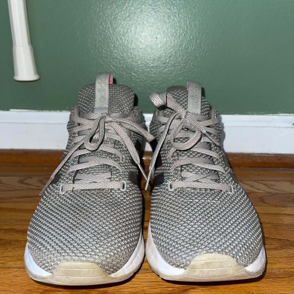 Adidas Sneakers - 9 W